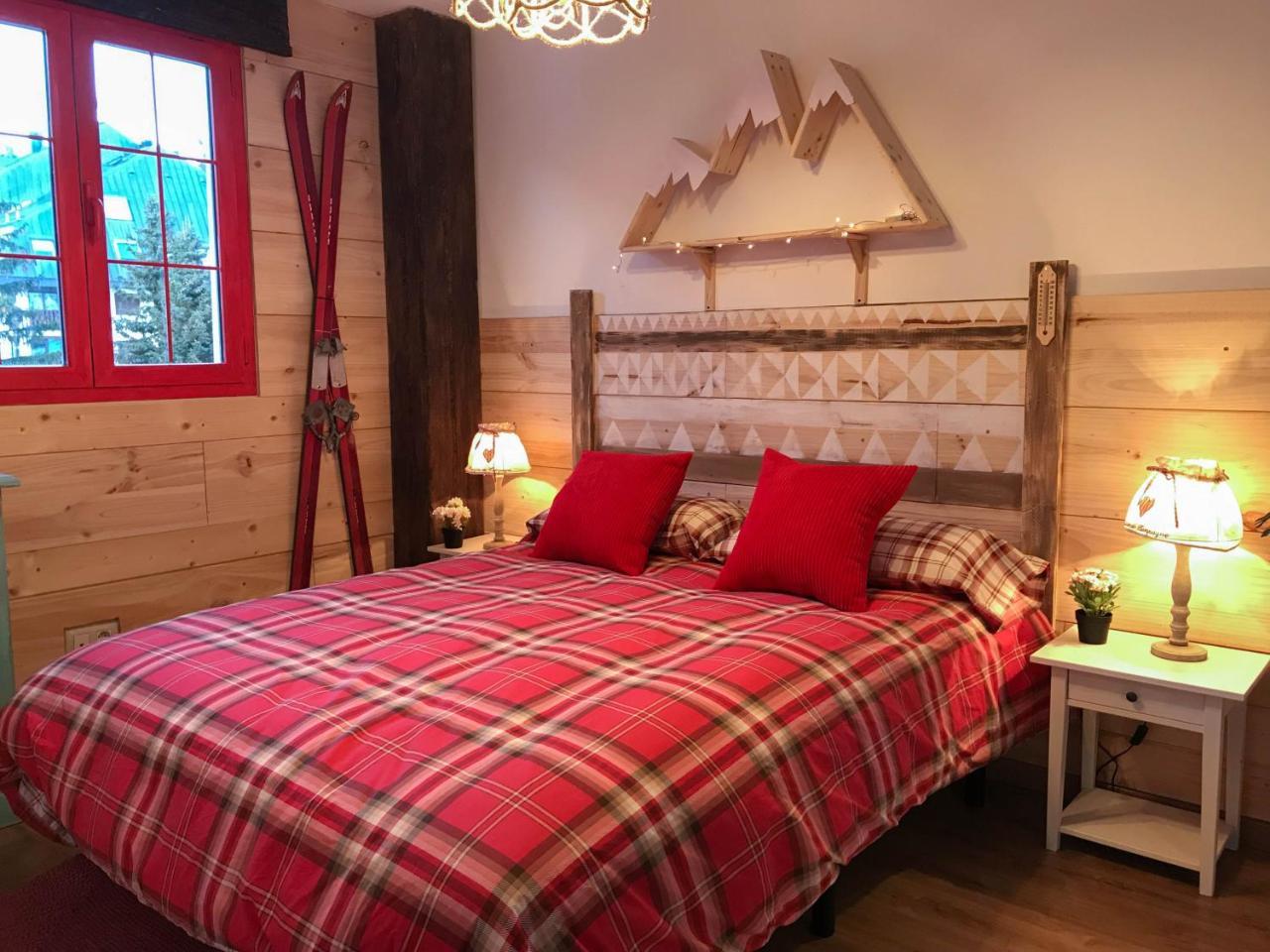 Apartamentos Lorien Candanchú Esterno foto